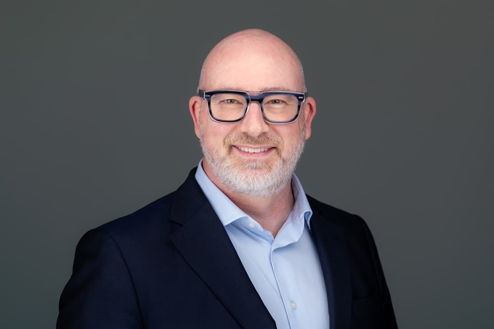 Head and shoulders portrait picture of Horse Powertrain Chief Operating Officer and CEO of Horse Technologies division Patrice Haettel