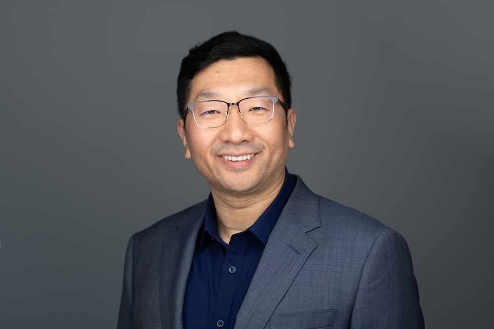 Head and shoulders portrait picture of Horse Powertrain Chief Financial Officer Lee Ma